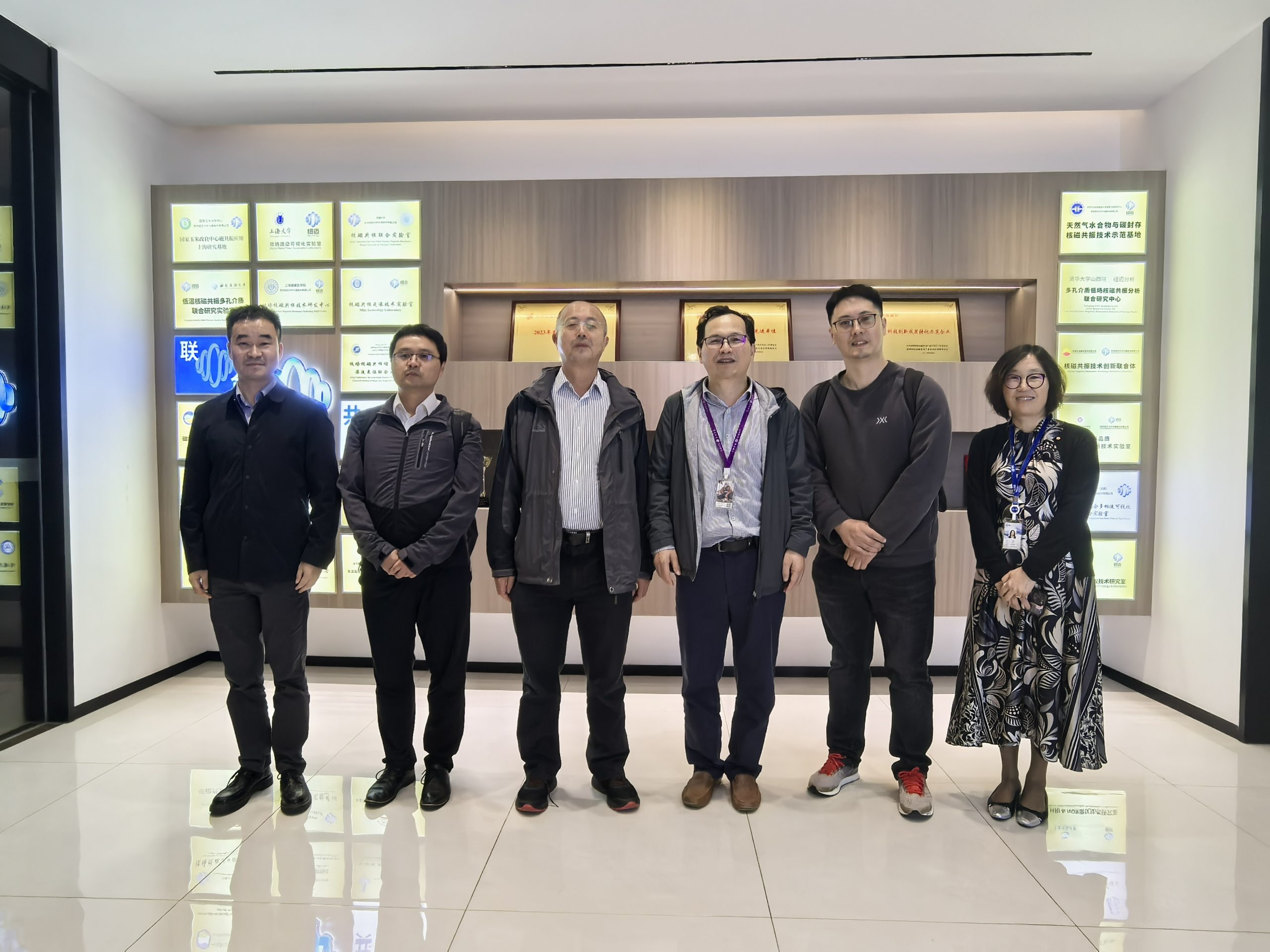 中国石油长城钻探卢毓周高级专家一行到访MK体育(中国)官方网站考察指导！